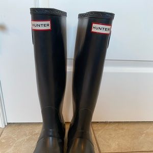 Hunter Tall Rain boots- Navy